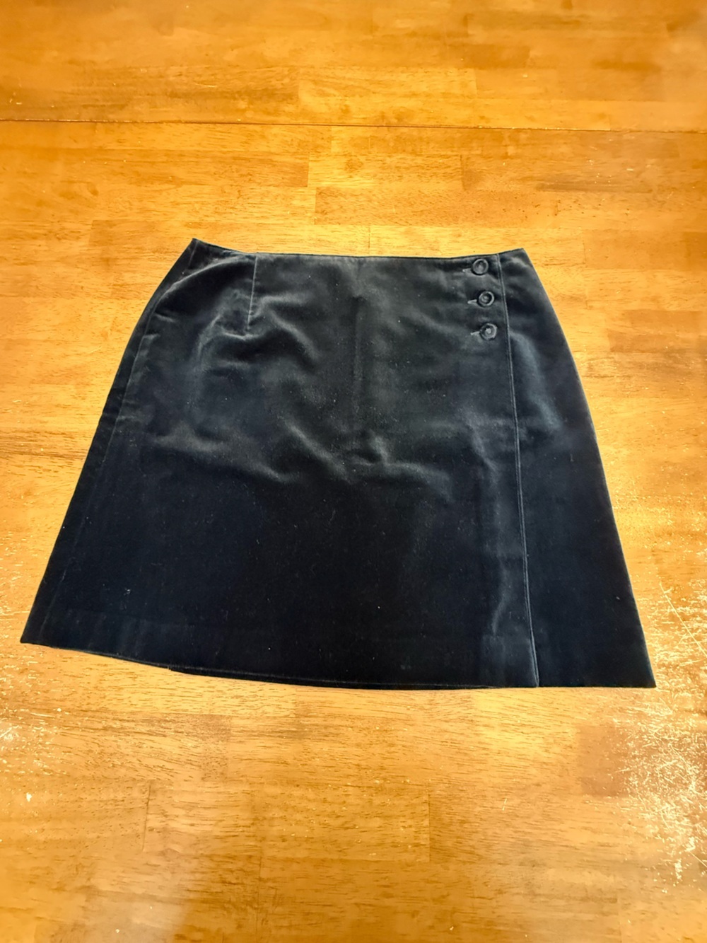 GAP Vintage 1996 Black Velvet Wrap Skirt 12